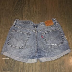 Levi high waisted cuffed shorts
